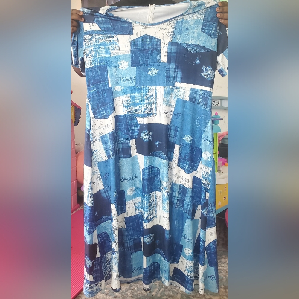 Maxi patch print dress